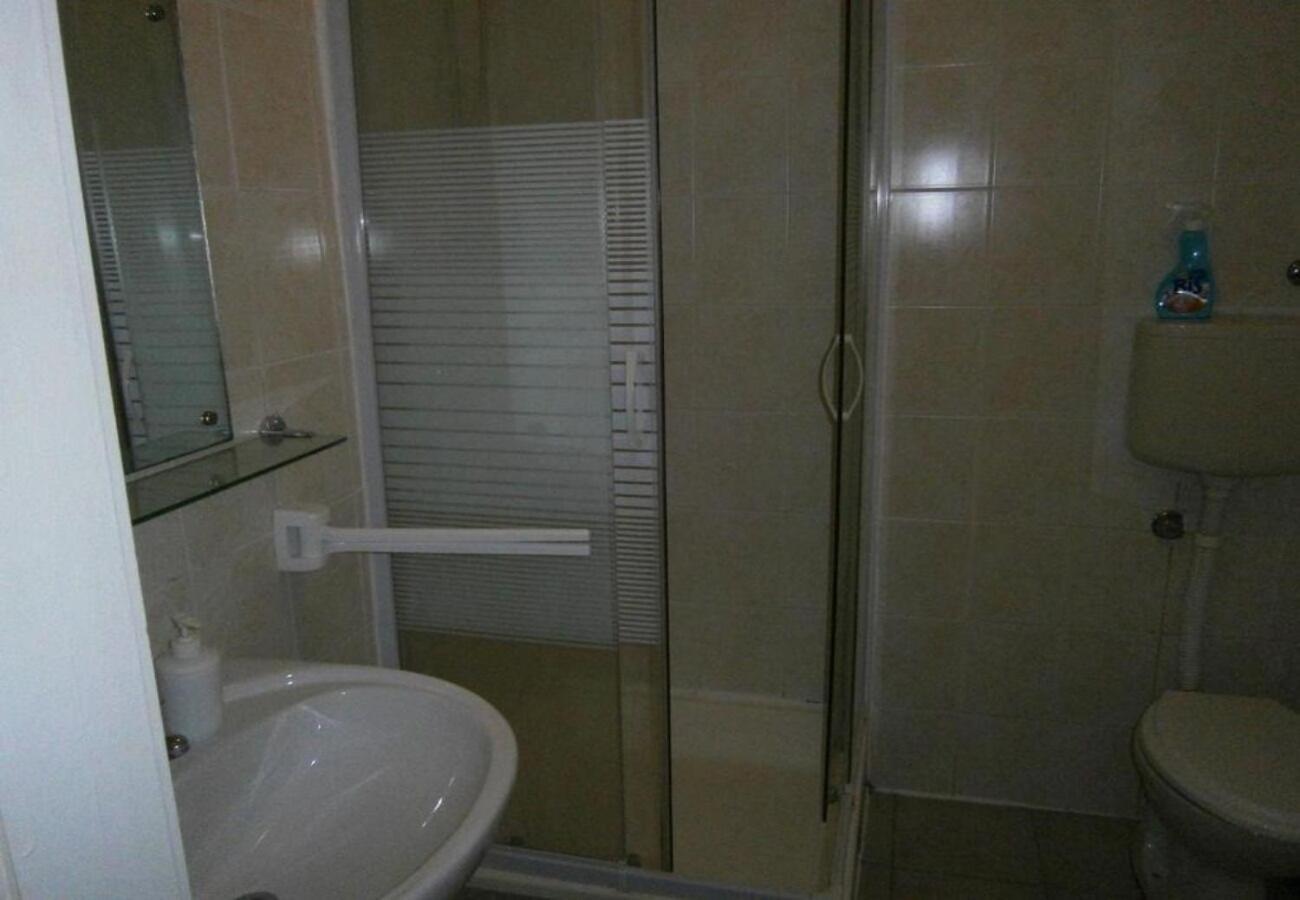 Apartments Dobri - 500M From Beach Нін Екстер'єр фото