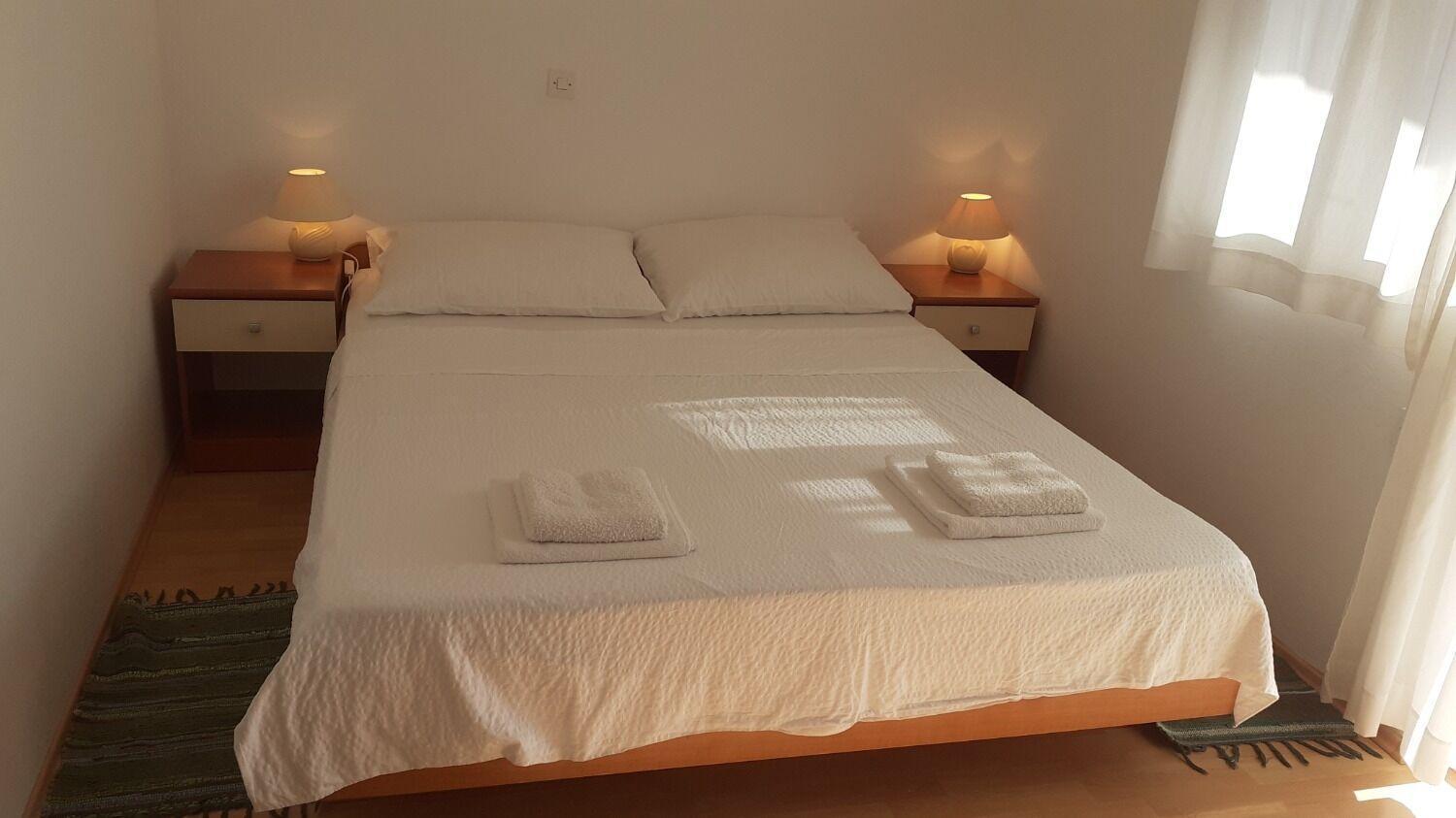 Apartments Dobri - 500M From Beach Нін Екстер'єр фото