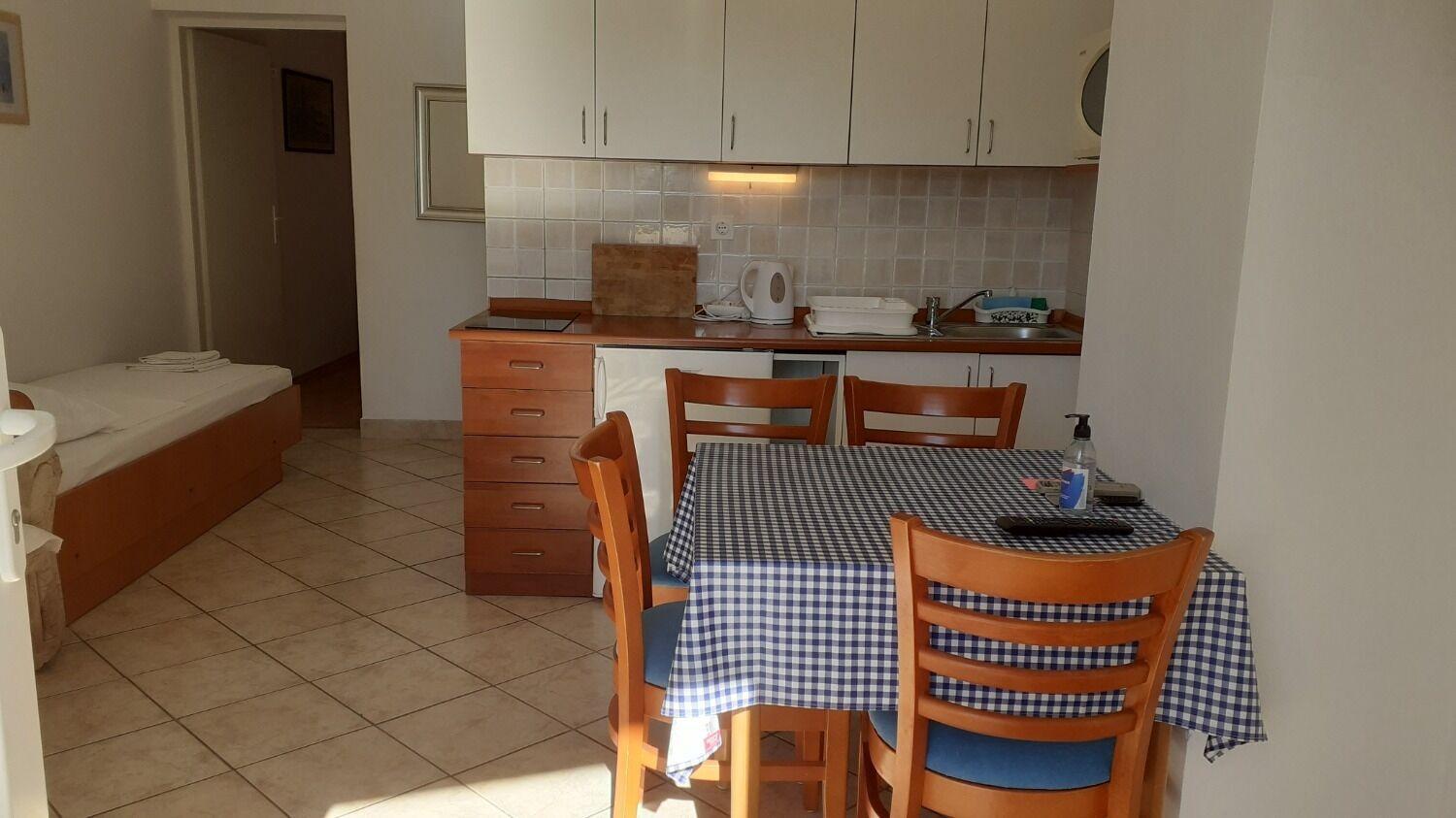 Apartments Dobri - 500M From Beach Нін Екстер'єр фото